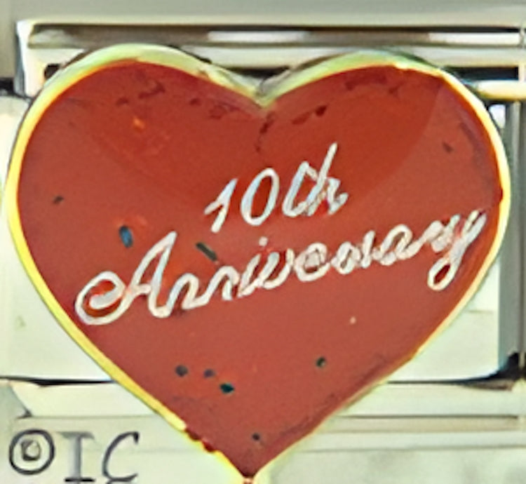 10th Anniversary in Red Glitter Heart