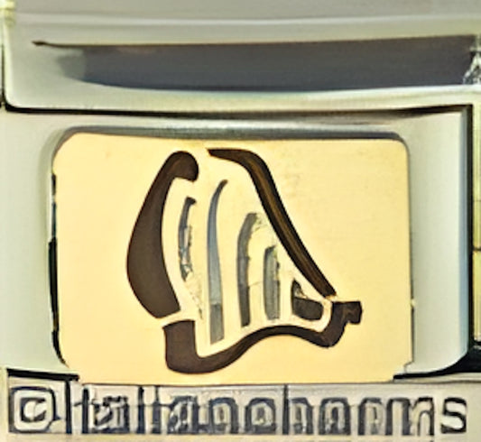 Harp on Gold