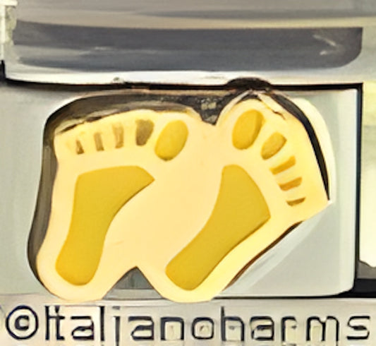 Yellow Feet by Patty Ann