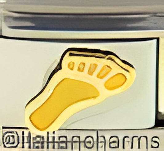 Yellow Footprint by Patty Ann